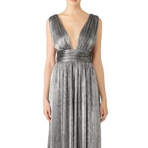 Mini dress by Laundry by Shelli Segal Metallic Shirred Gown
Size 2